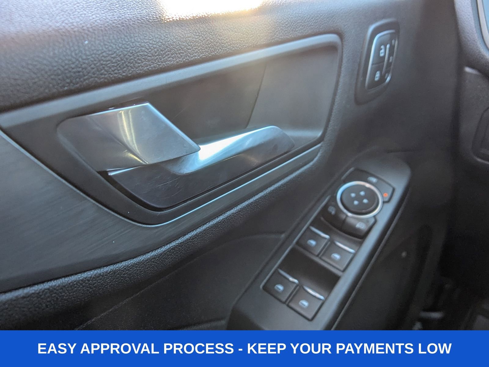 Used 2022 Ford Escape Titanium w/ Class II Trailer Tow Package image 34