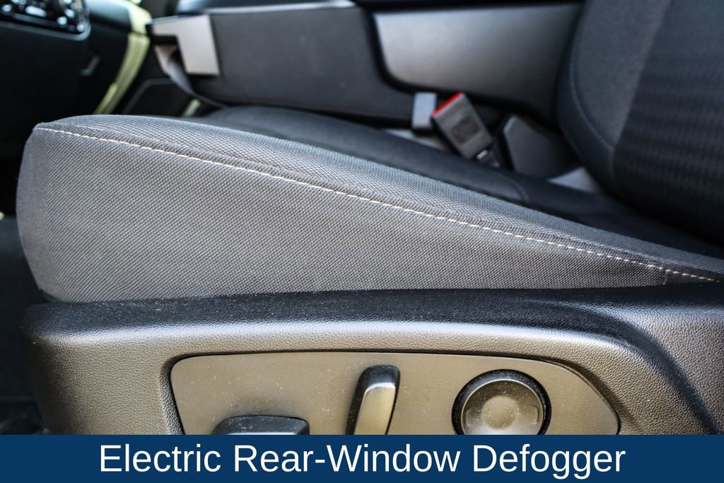 Used 2025 Chevrolet Silverado 1500 LT image 11