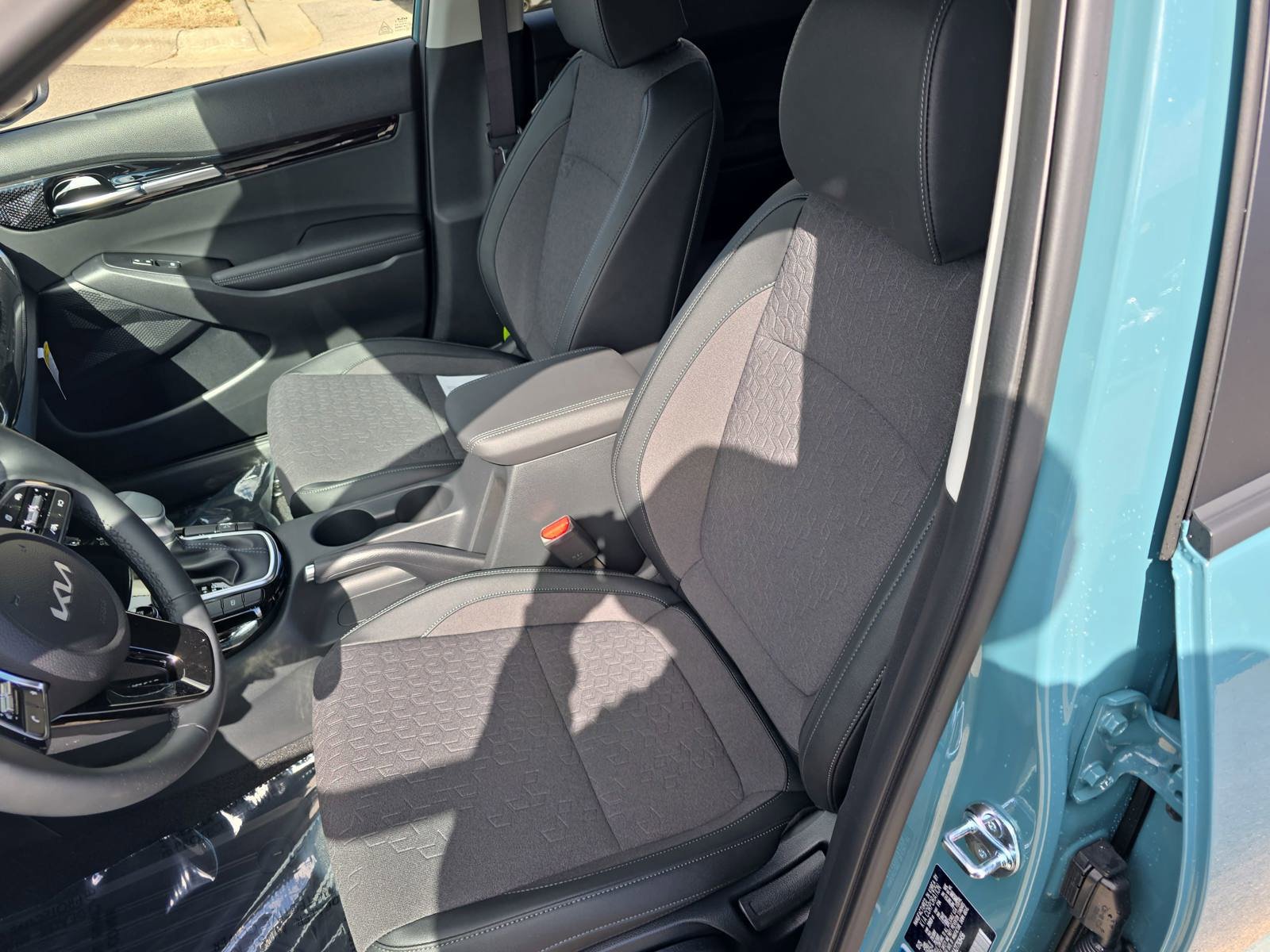 New 2026 Kia Seltos S FWD image 17