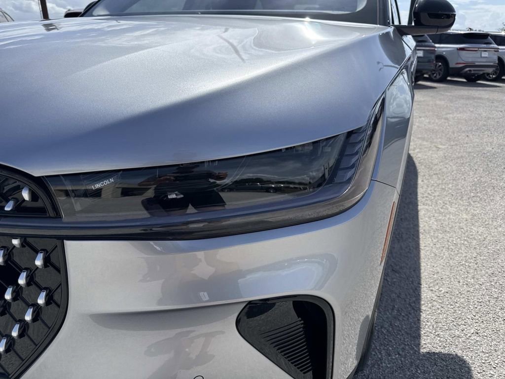 New 2026 Lincoln Nautilus Premier w/ Equipment Group 102A AWD/4WD image 9