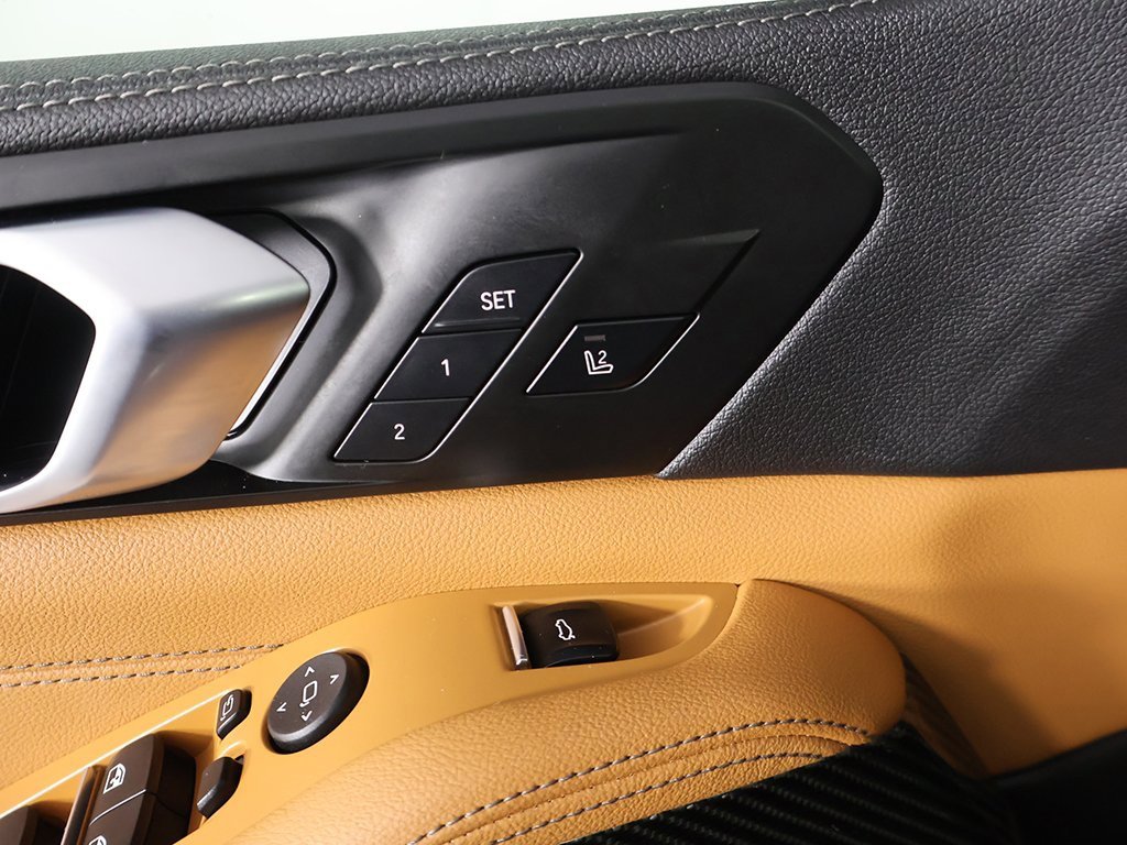 Used 2021 BMW X5 M50i w/ Premium Package image 40