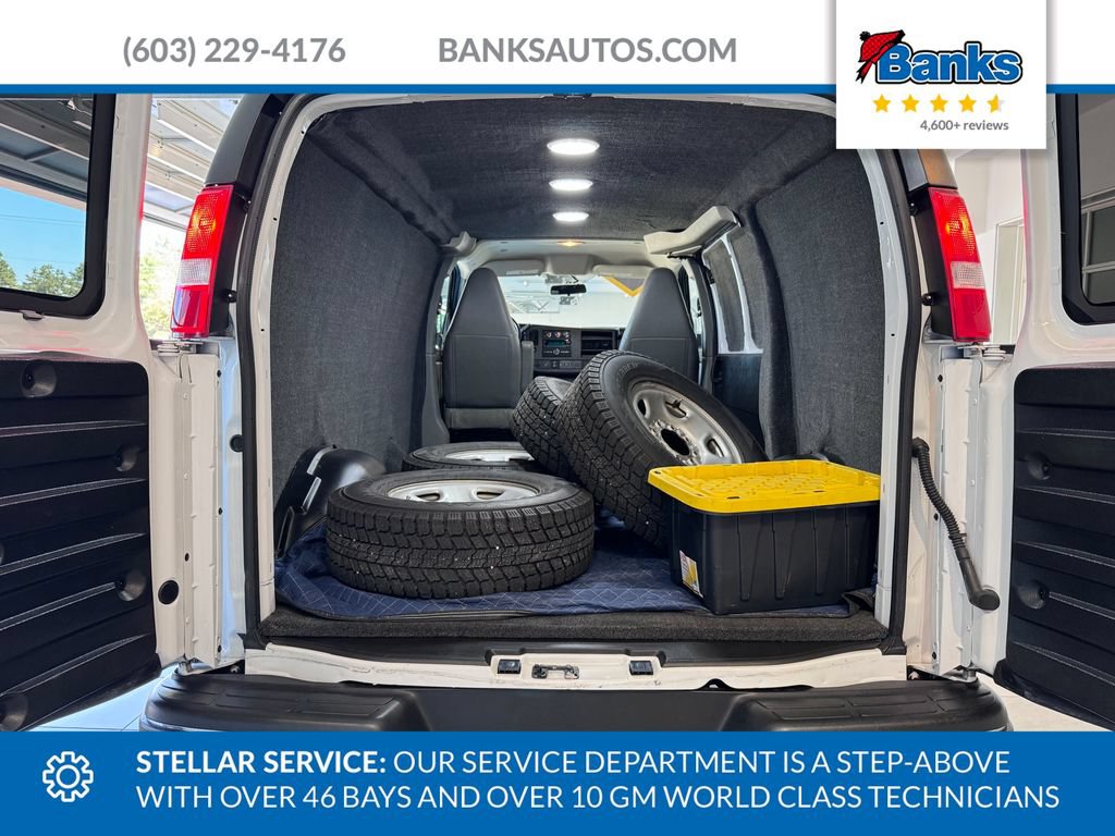 Used 2023 GMC Savana 3500 w/ Driver Convenience Package RWD image 8