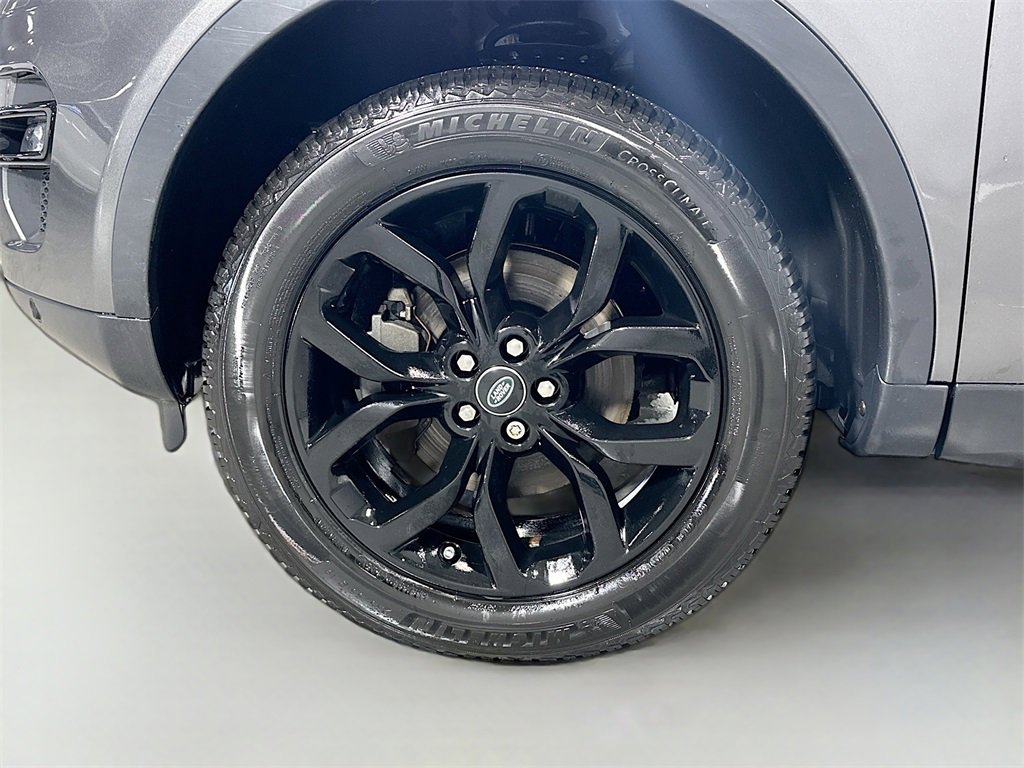 Used 2018 Land Rover Discovery Sport HSE image 33