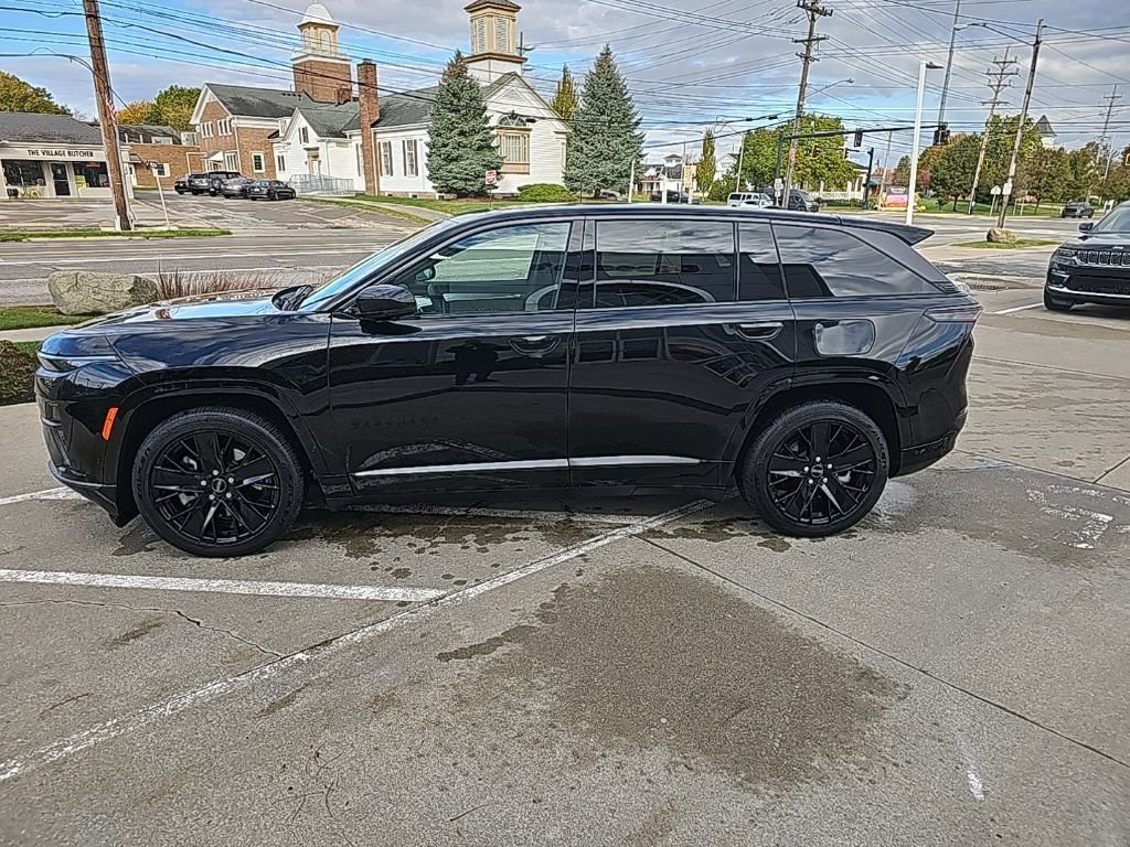 Used 2024 Jeep Wagoneer Launch Edition image 10