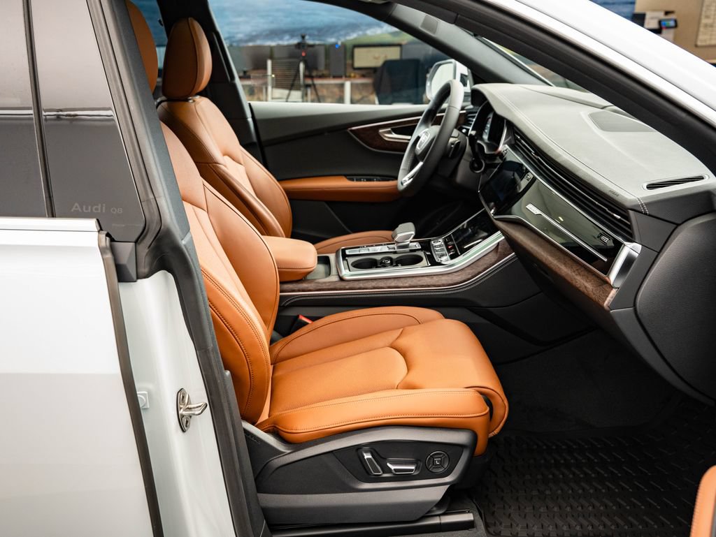 New 2026 Audi Q8 Prestige AWD/4WD image 24
