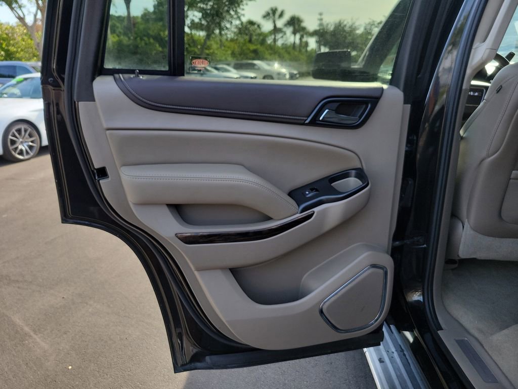 Used 2015 GMC Yukon SLT w/ Open Road Package AWD/4WD image 14