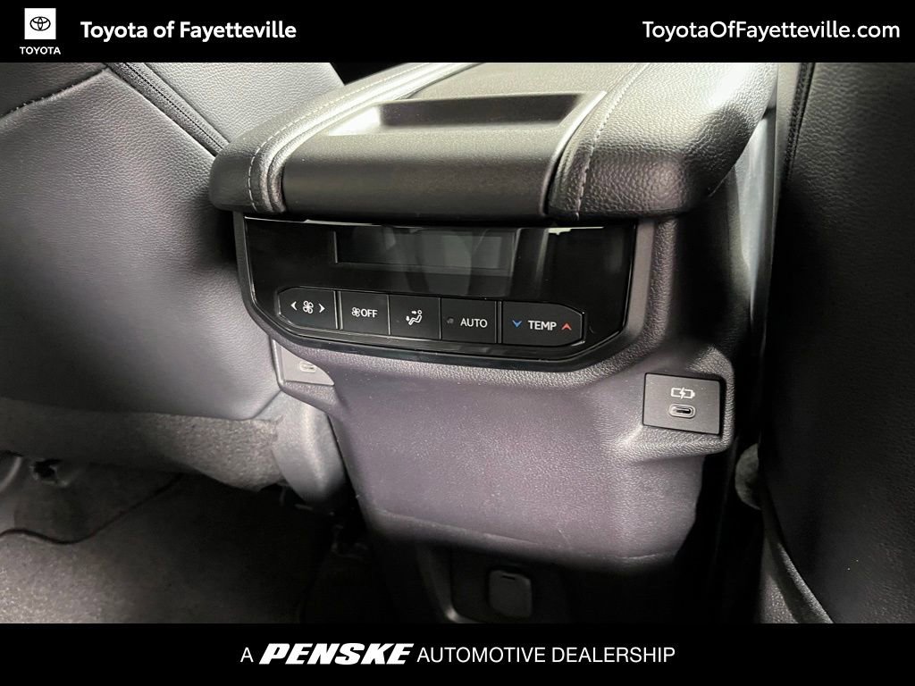 New 2026 Toyota Grand Highlander XLE image 17