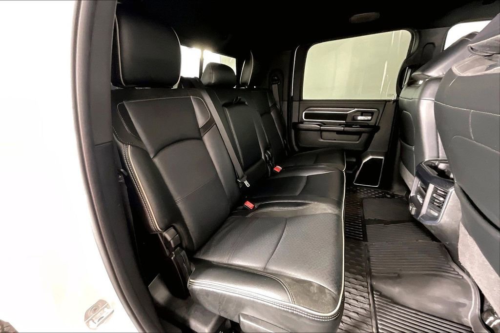 Used 2024 RAM 2500 Laramie w/ Night Edition image 37