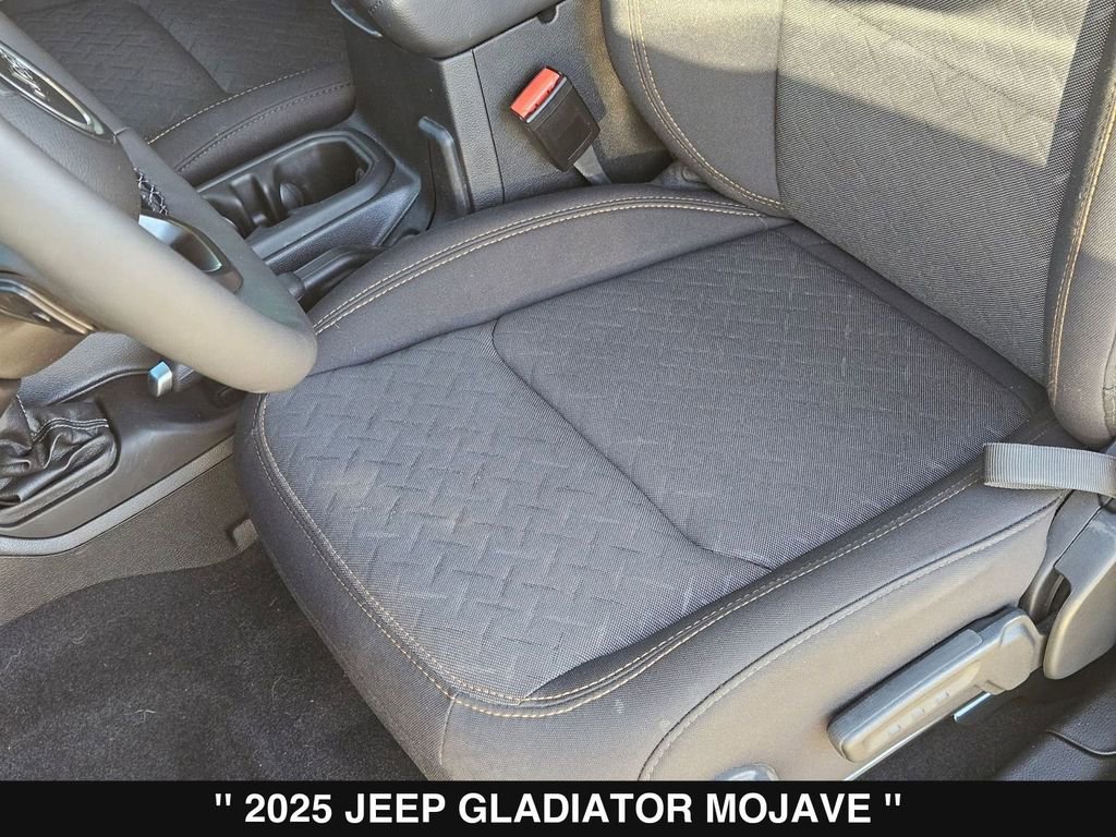 Used 2025 Jeep Gladiator Mojave w/ Convenience Group image 16