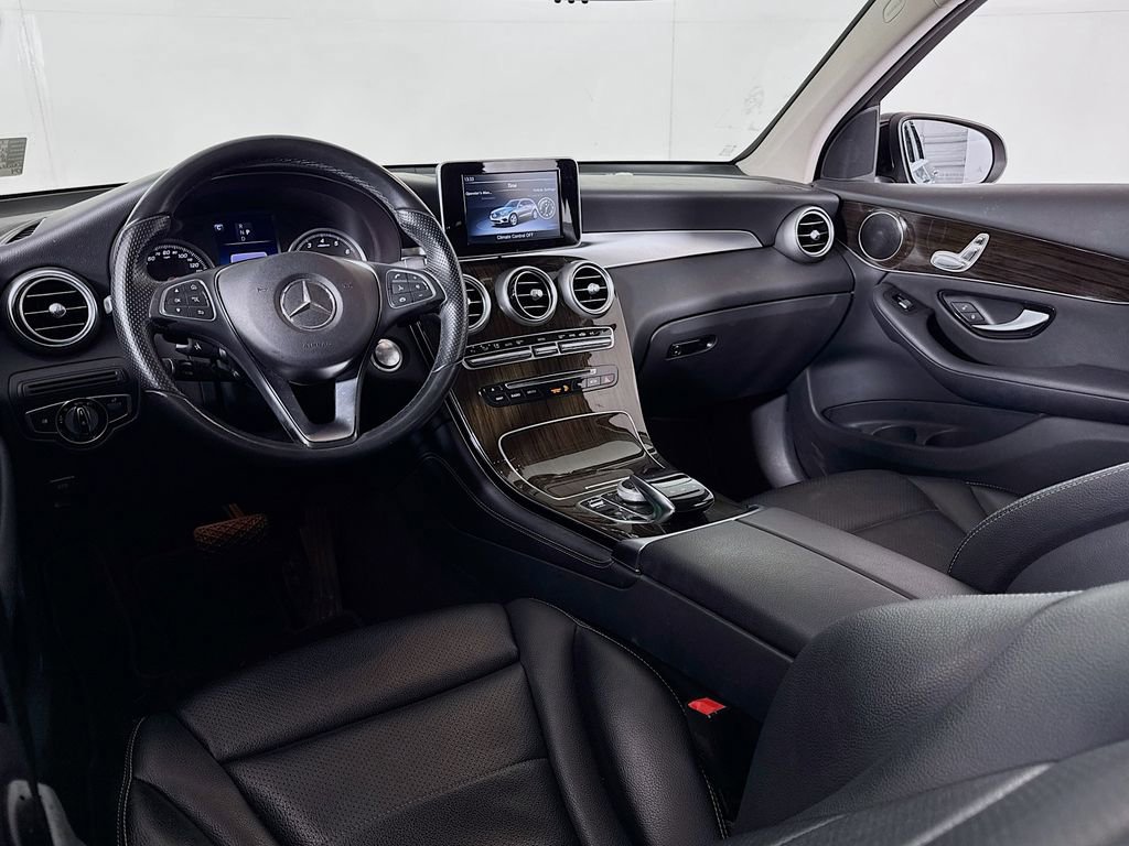 Used 2016 Mercedes-Benz GLC 300 4MATIC image 24