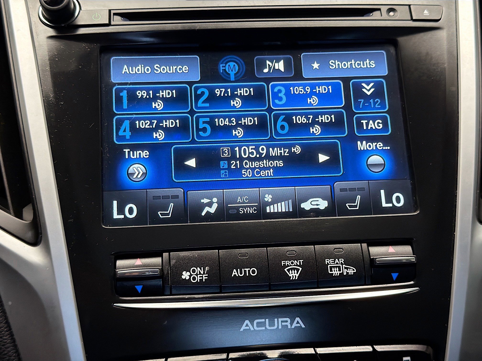 Used 2015 Acura TLX V6 w/ Technology Package image 11