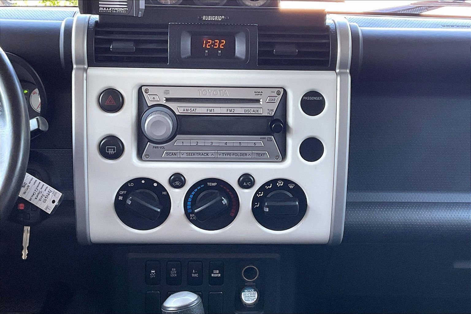 Used 2010 Toyota FJ Cruiser 4WD image 9