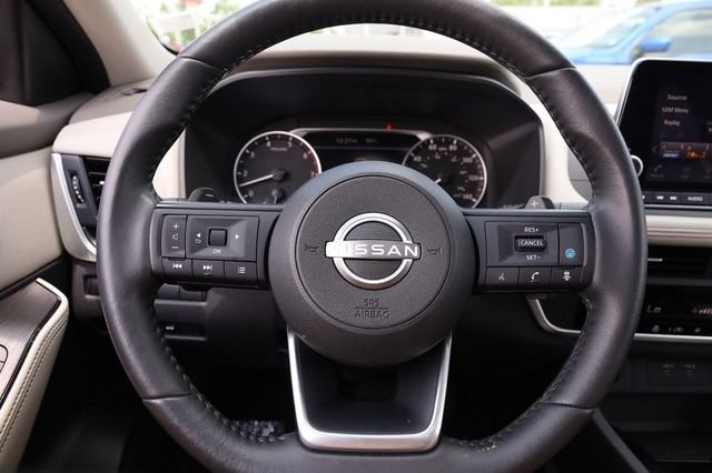 Certified 2024 Nissan Rogue SV w/ SV Premium Package AWD/4WD image 12