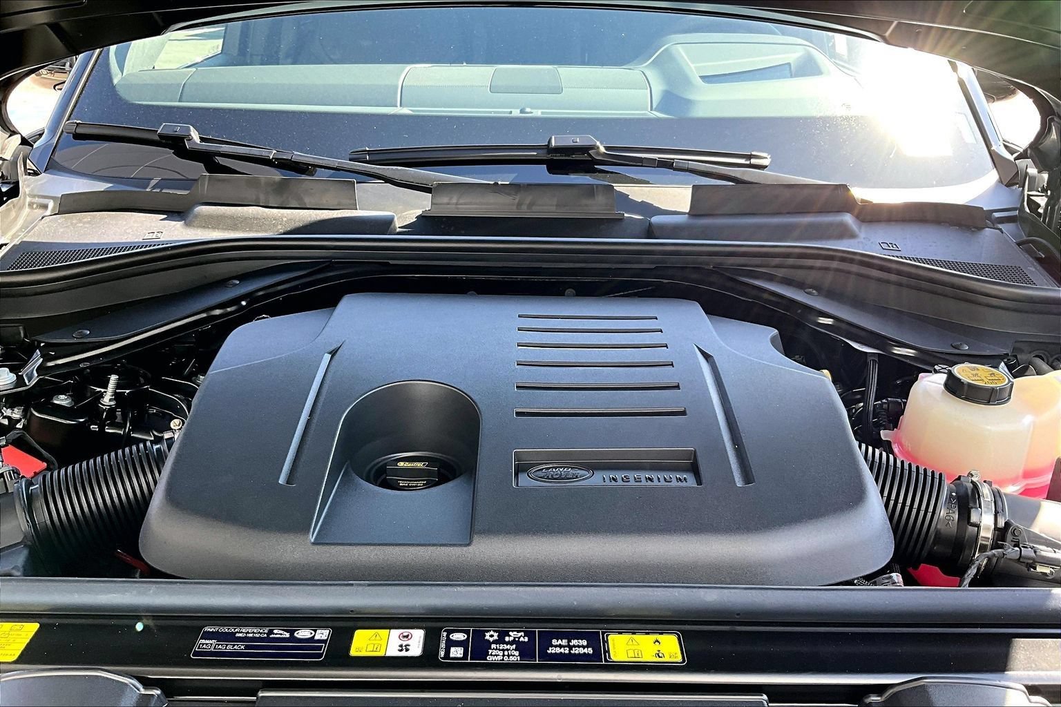 New 2026 Land Rover Range Rover SE AWD/4WD image 11