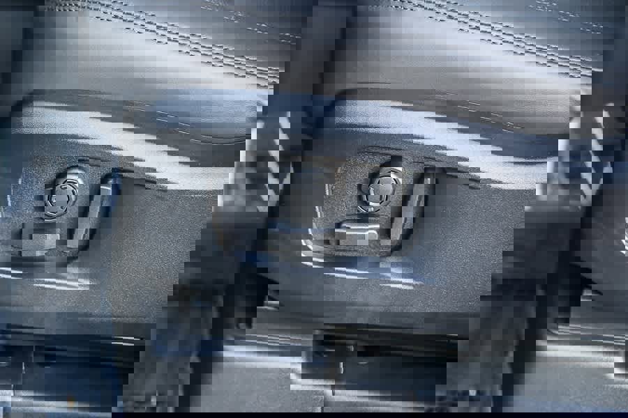 New 2026 Land Rover Defender 110 S image 21