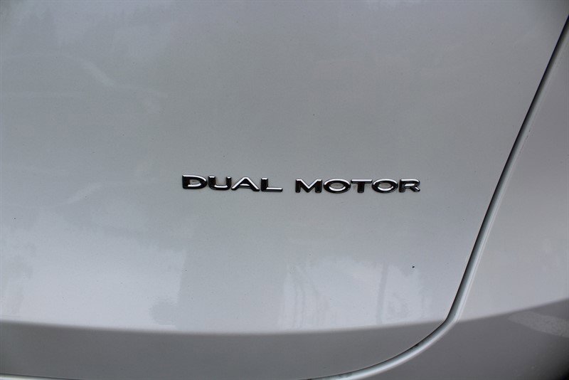 Used 2020 Tesla Model Y Long Range image 27