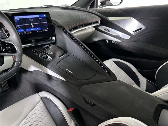 Used 2023 Chevrolet Corvette Z06 RWD image 36