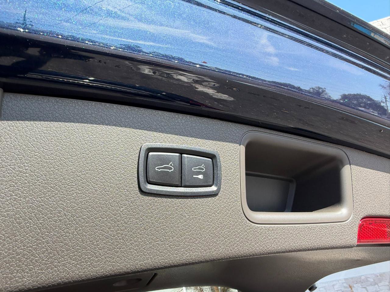 Used 2018 Porsche Macan S image 47