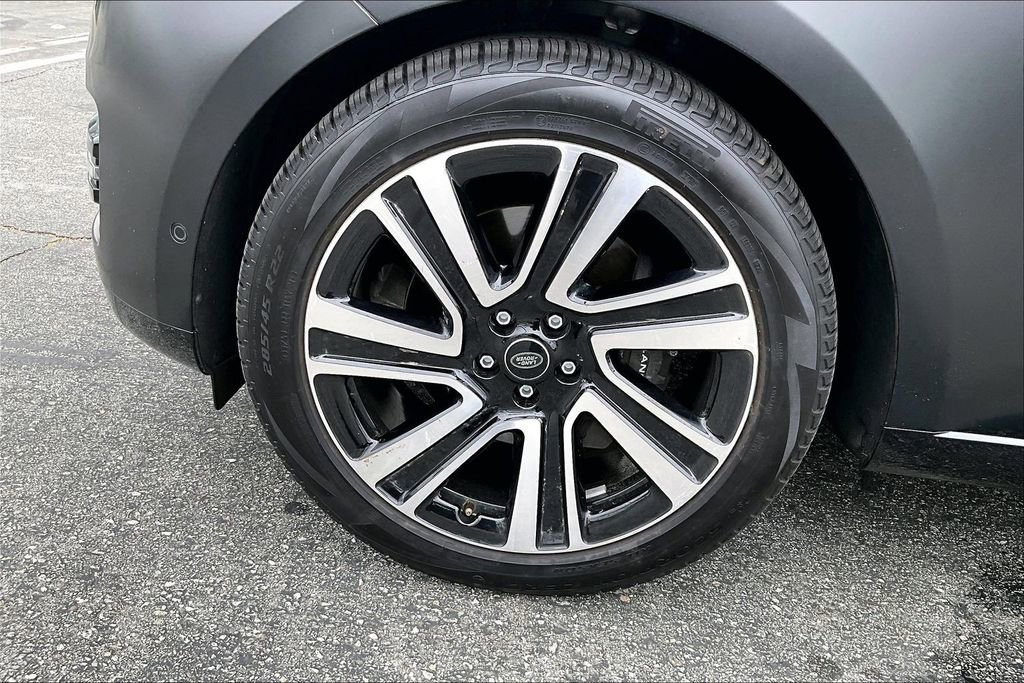 Used 2023 Land Rover Range Rover SE AWD/4WD image 12