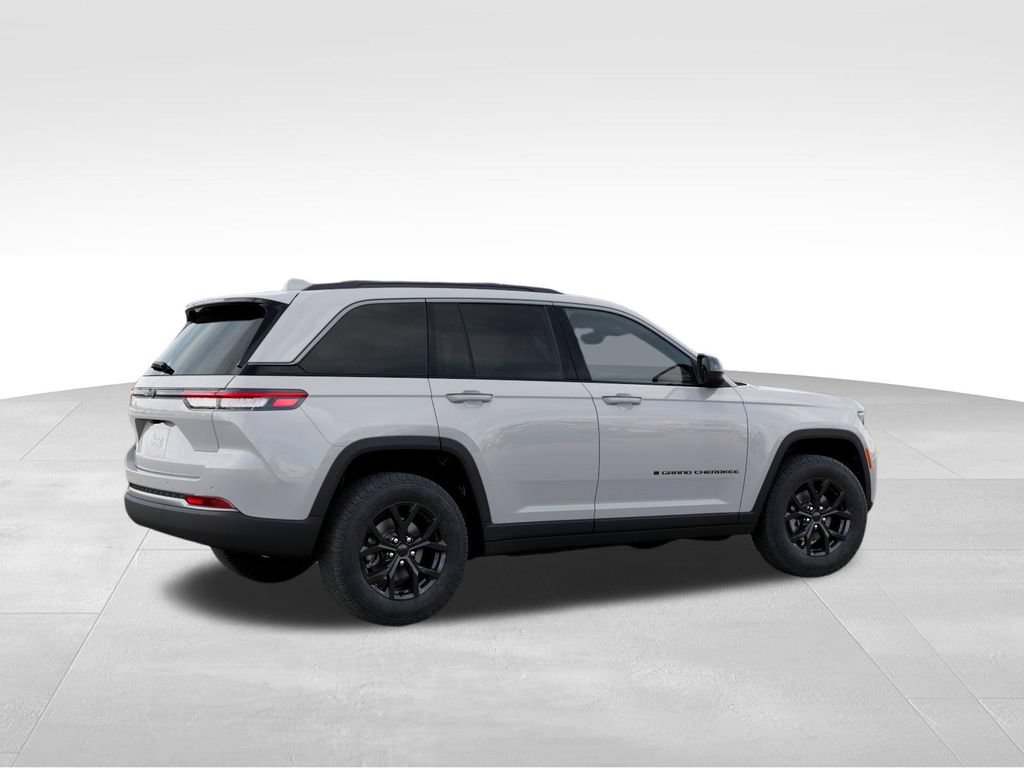 New 2026 Jeep Grand Cherokee Altitude AWD/4WD image 5