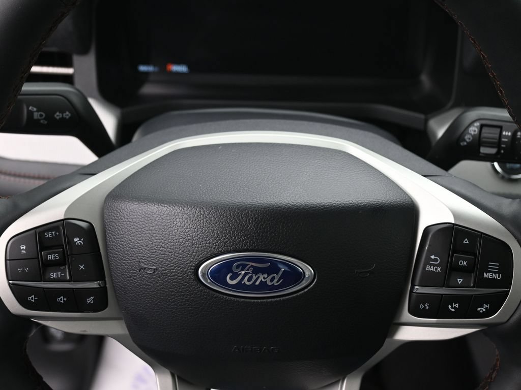 New 2026 Ford Explorer Active w/ Active Comfort Package AWD/4WD image 18