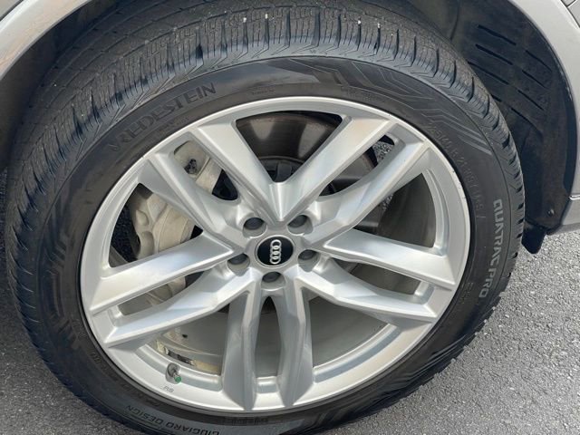 Used 2017 Audi Q7 3.0T Prestige image 29
