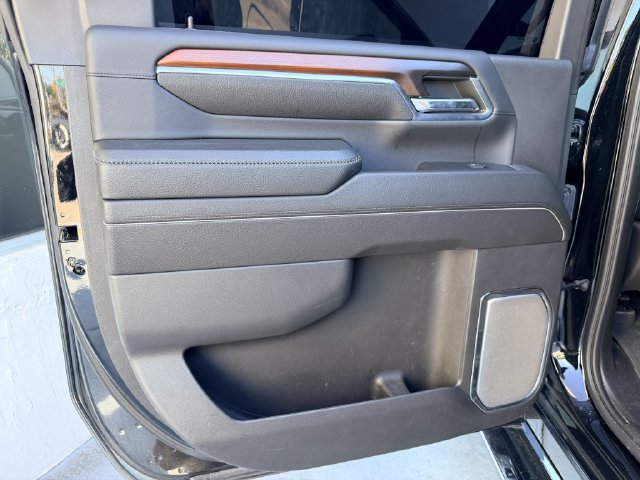 Used 2024 GMC Sierra 2500 Denali w/ Denali Reserve Package AWD/4WD image 17