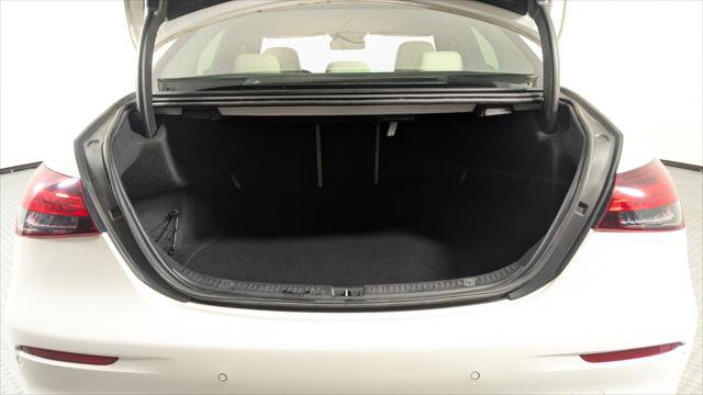 Used 2021 Mercedes-Benz E 350 Sedan image 17