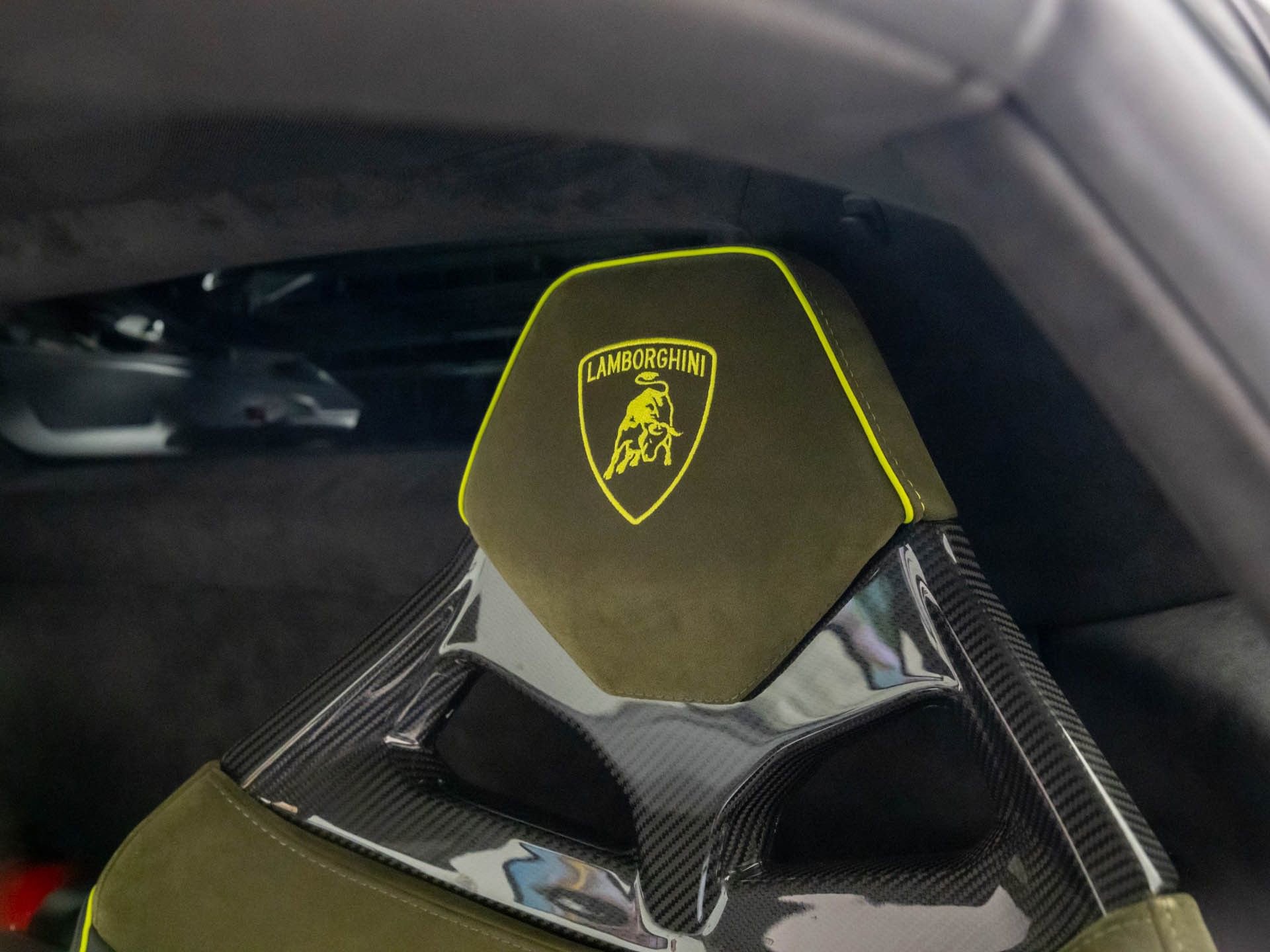 Used 2024 Lamborghini Huracan Sterrato image 16