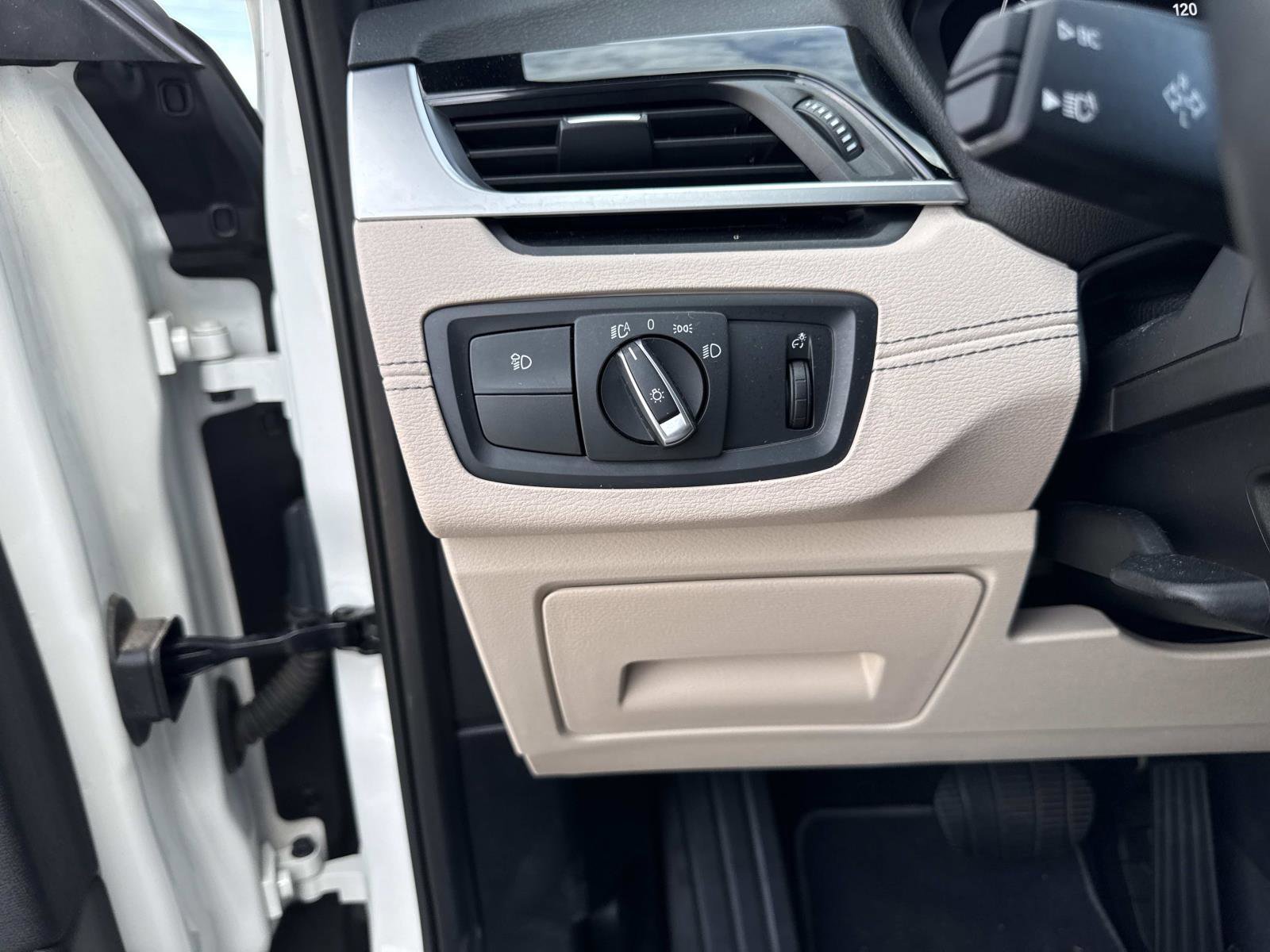 Used 2022 BMW X2 xDrive28i image 32