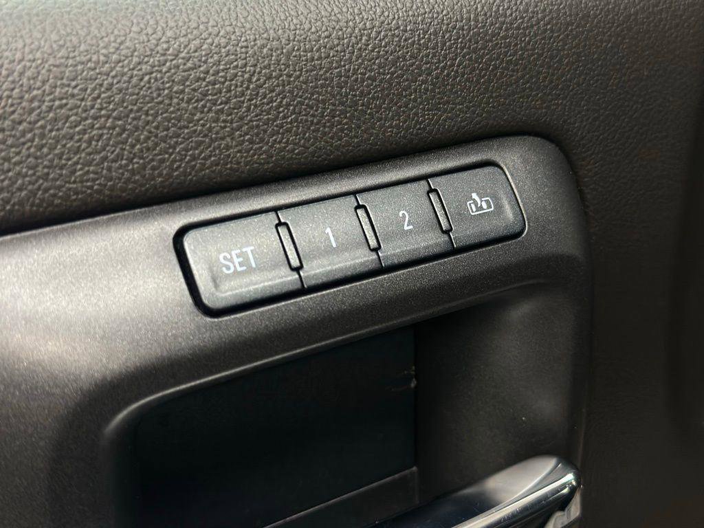 Used 2015 GMC Sierra 2500 SLT w/ Driver Alert Package image 42