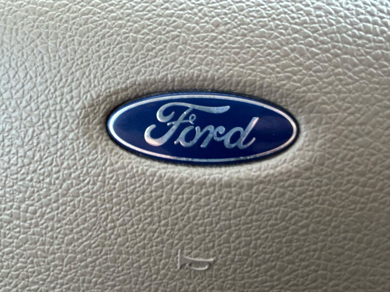 Used 2010 Ford Explorer Sport Trac XLT AWD/4WD image 19