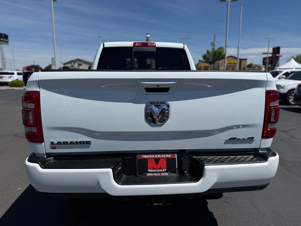 Used 2024 RAM 2500 Laramie AWD/4WD image 4