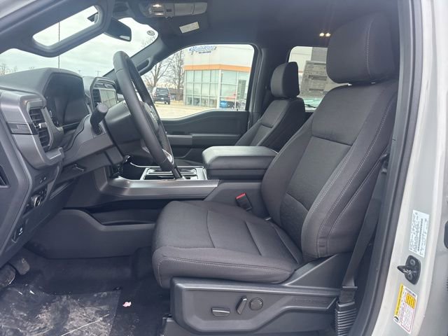New 2026 Ford F150 XLT w/ Equipment Group 302A MID image 9
