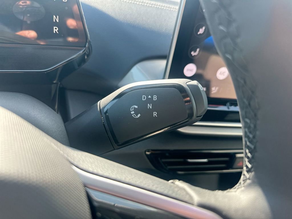 New 2025 Volkswagen ID.4 Pro S image 45