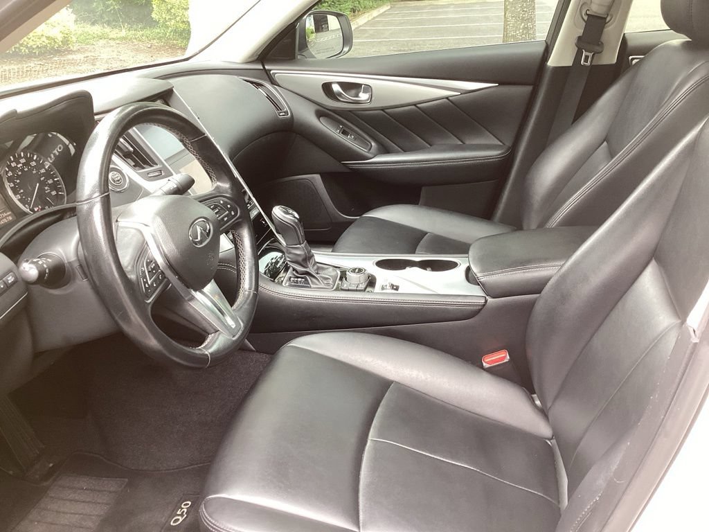 Used 2021 INFINITI Q50 Luxe RWD image 4