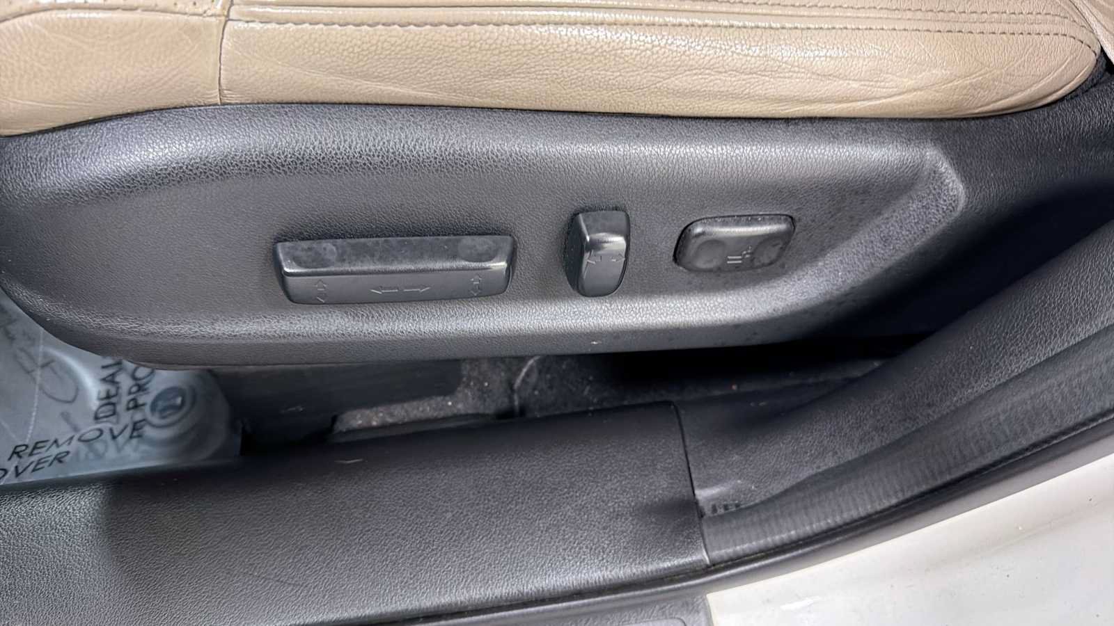 Used 2015 Honda CR-V Touring image 14