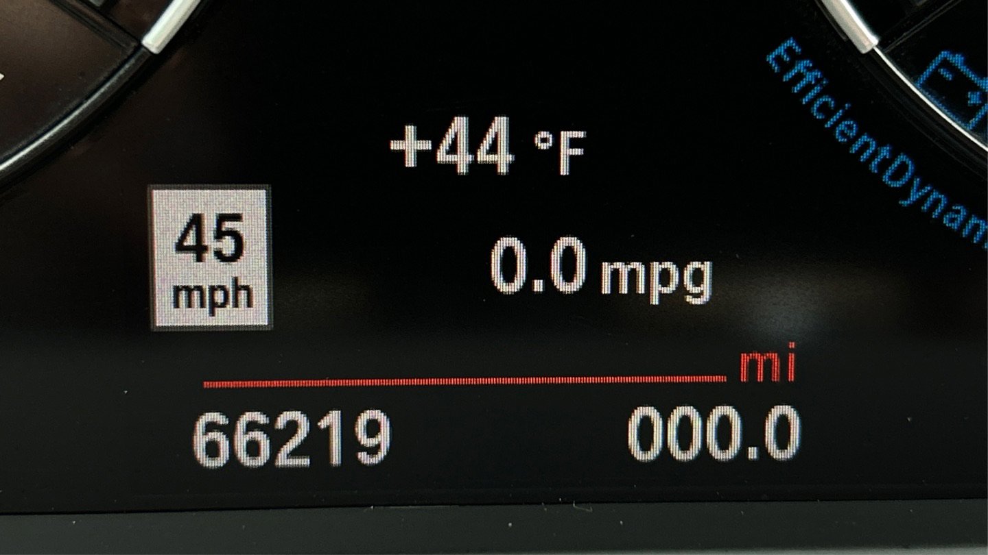 Used 2020 BMW X2 sDrive28i image 11