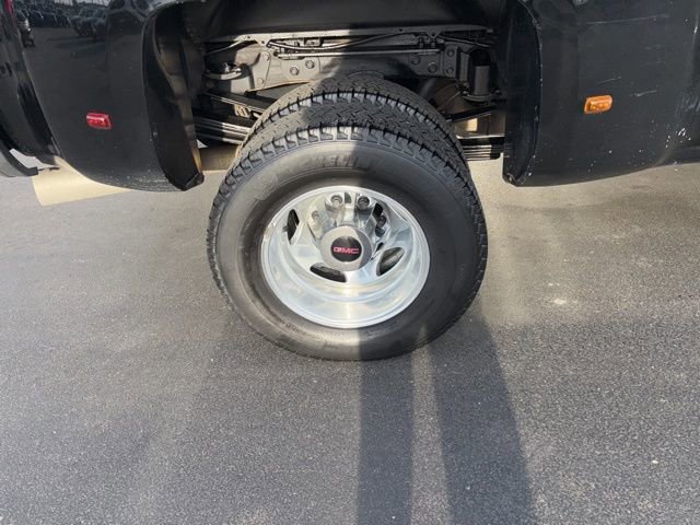 Used 2019 GMC Sierra 3500 Denali AWD/4WD image 4