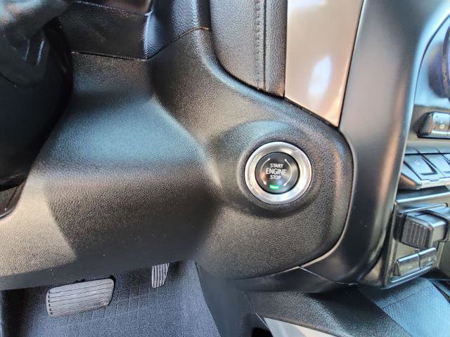 Used 2019 Chevrolet Silverado 1500 High Country w/ Technology Package AWD/4WD image 16