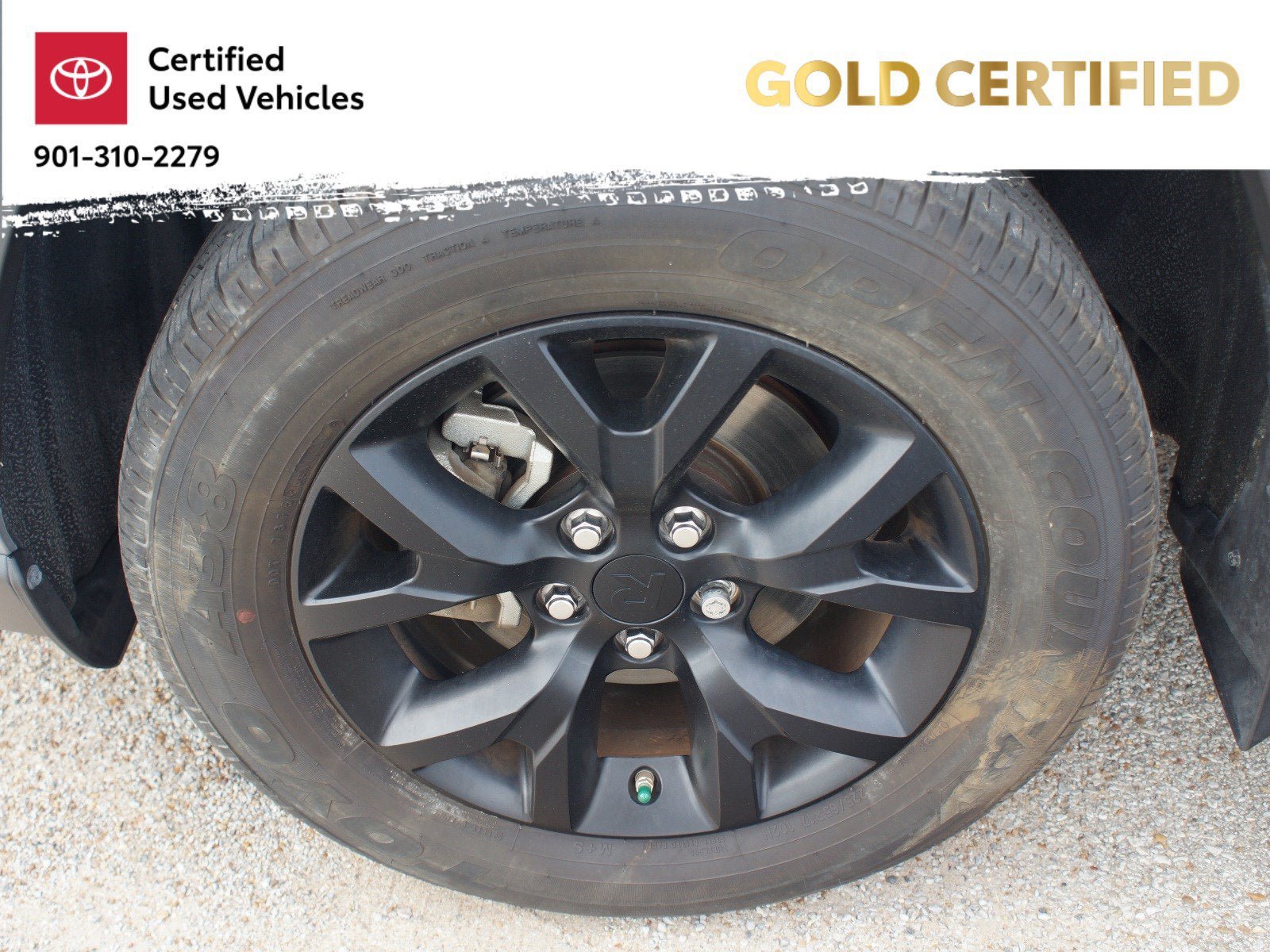 Used 2024 Toyota RAV4 LE FWD image 23