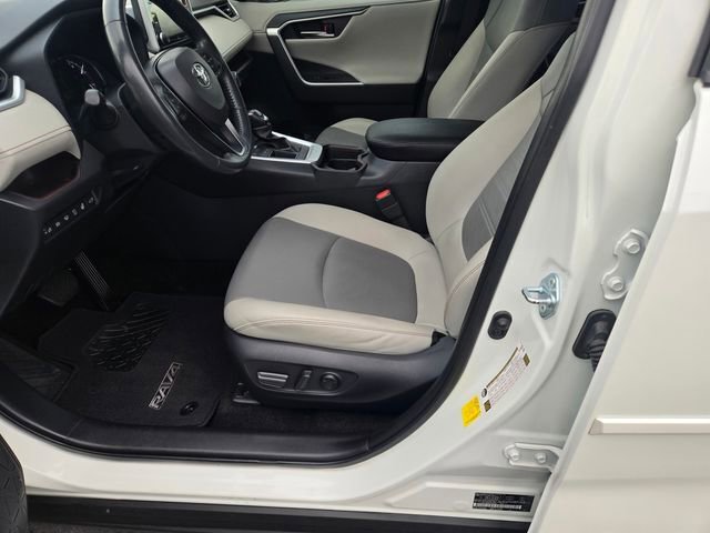 Certified 2020 Toyota RAV4 Limited image 19