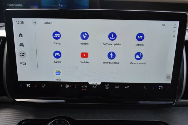 Used 2025 Ford Expedition Max Active AWD/4WD image 29