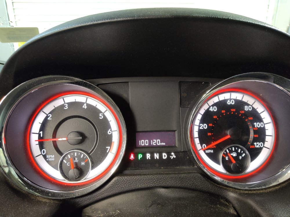 Used 2018 Dodge Grand Caravan SE w/ UConnect Hands-Free Group FWD image 23