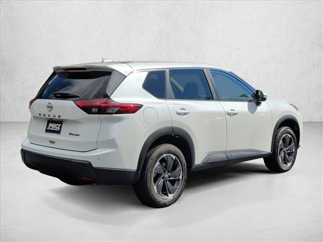 Used 2024 Nissan Rogue SV AWD/4WD image 5