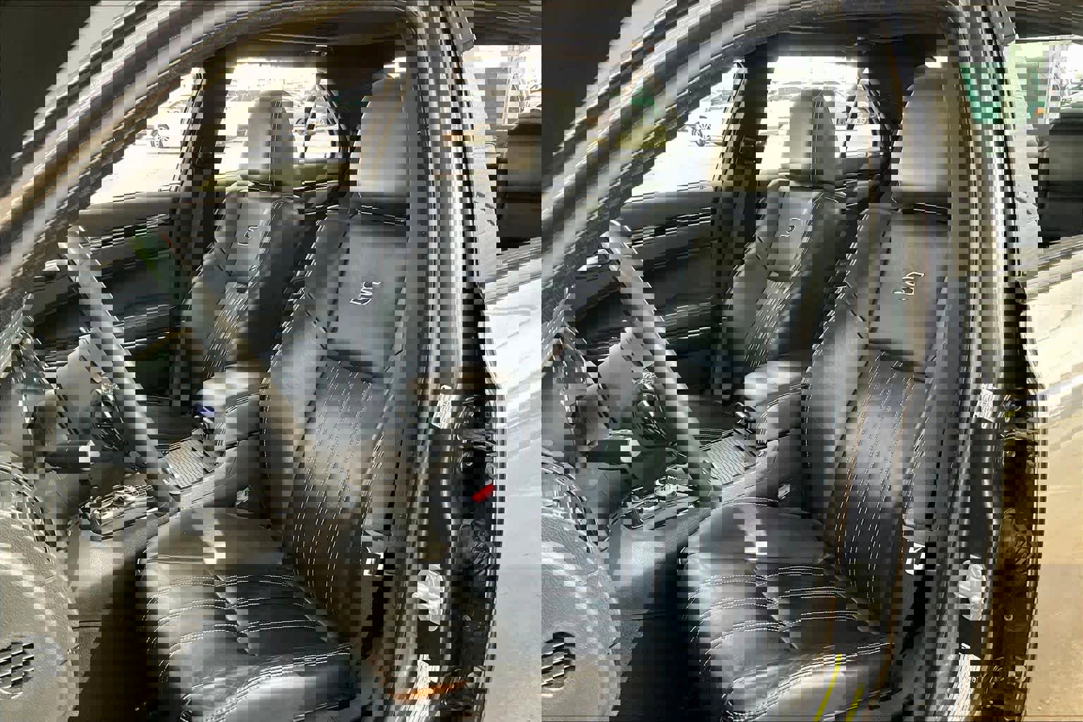 Used 2023 Chrysler 300 S image 8