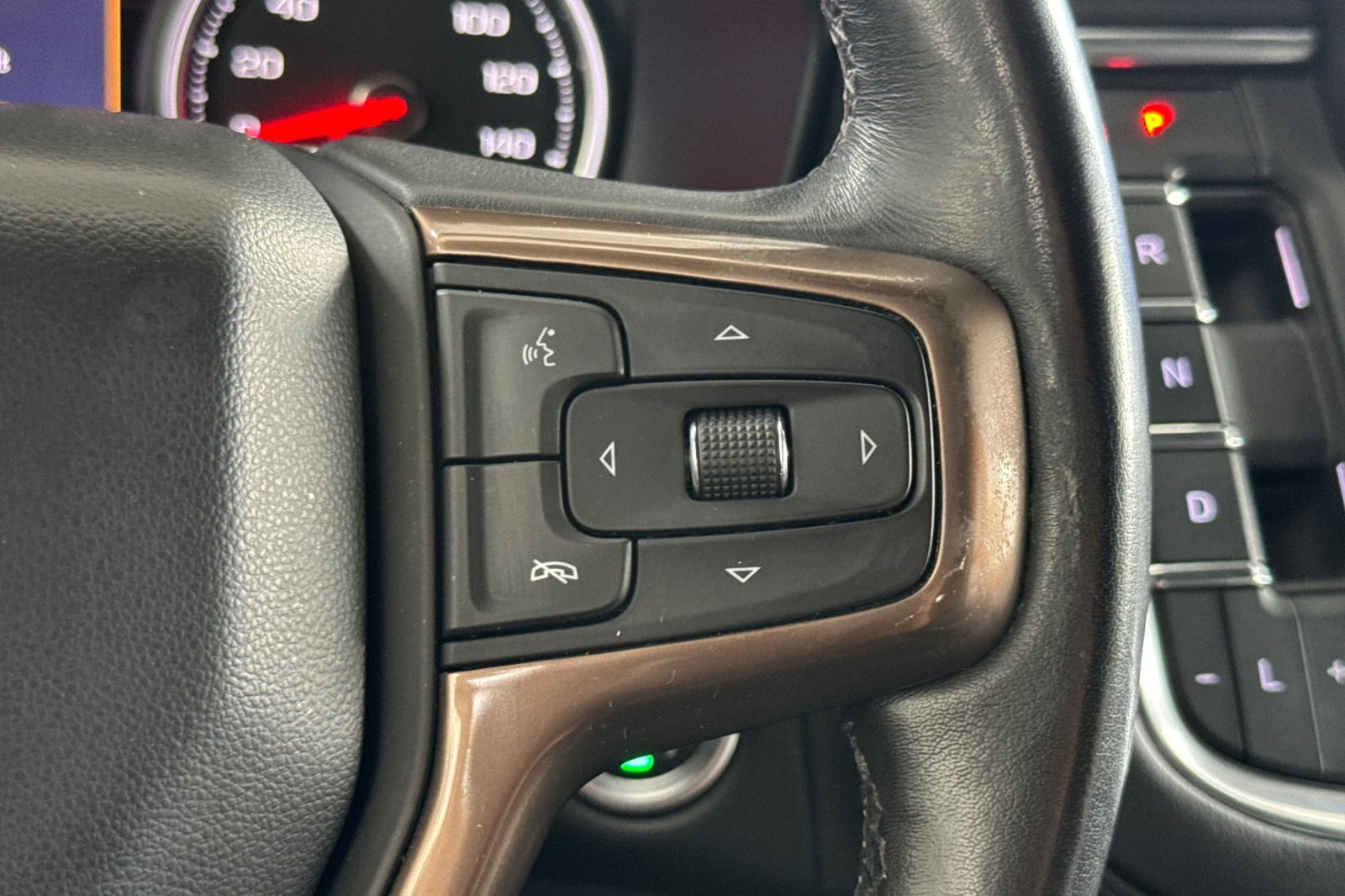 Used 2021 Chevrolet Tahoe High Country w/ Premium Package AWD/4WD image 33
