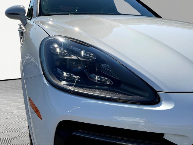Used 2023 Porsche Cayenne S w/ Premium Package Plus AWD/4WD image 33