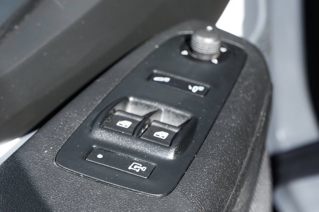Used 2025 RAM ProMaster 2500 w/ Convenience Group FWD image 19