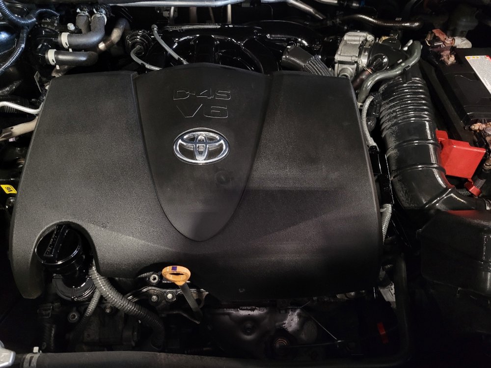 Used 2022 Toyota Highlander XLE image 30